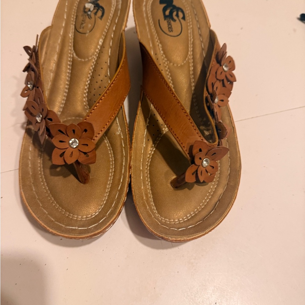 Rachel Tan Floral Women's Sandals